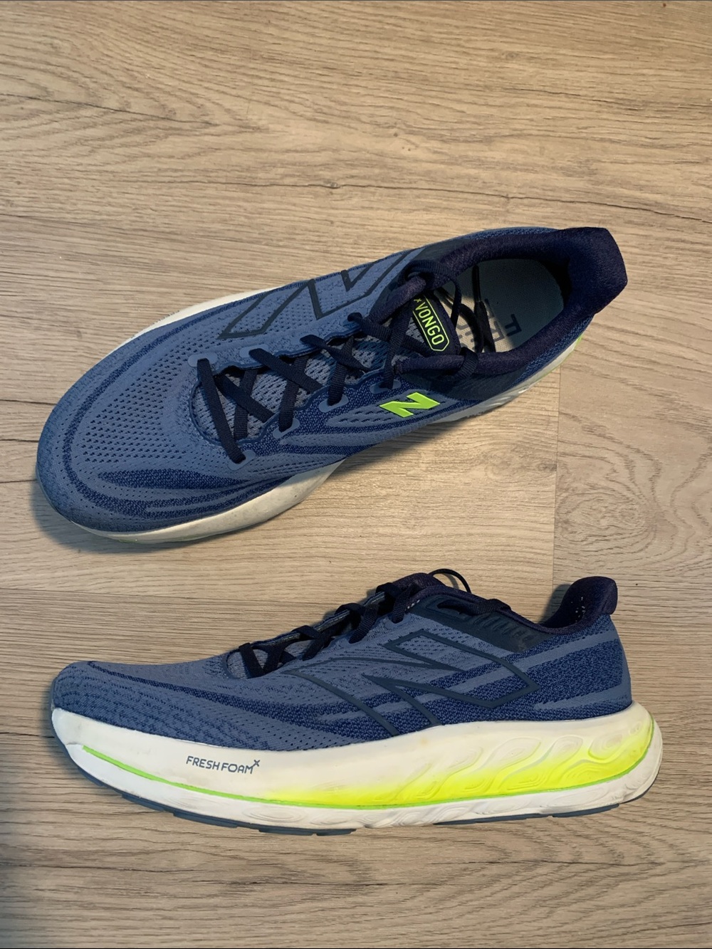 New Balance Vongo  Men's Running Sneakers size 12